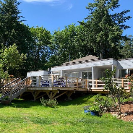 Forest By The Sea Rentals Merville Esterno foto