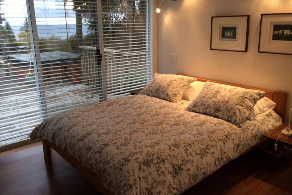Forest By The Sea Rentals Merville Esterno foto