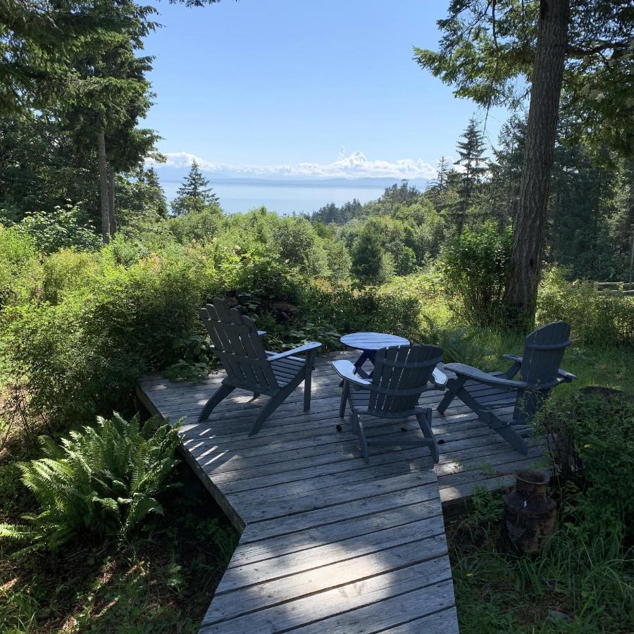 Forest By The Sea Rentals Merville Esterno foto