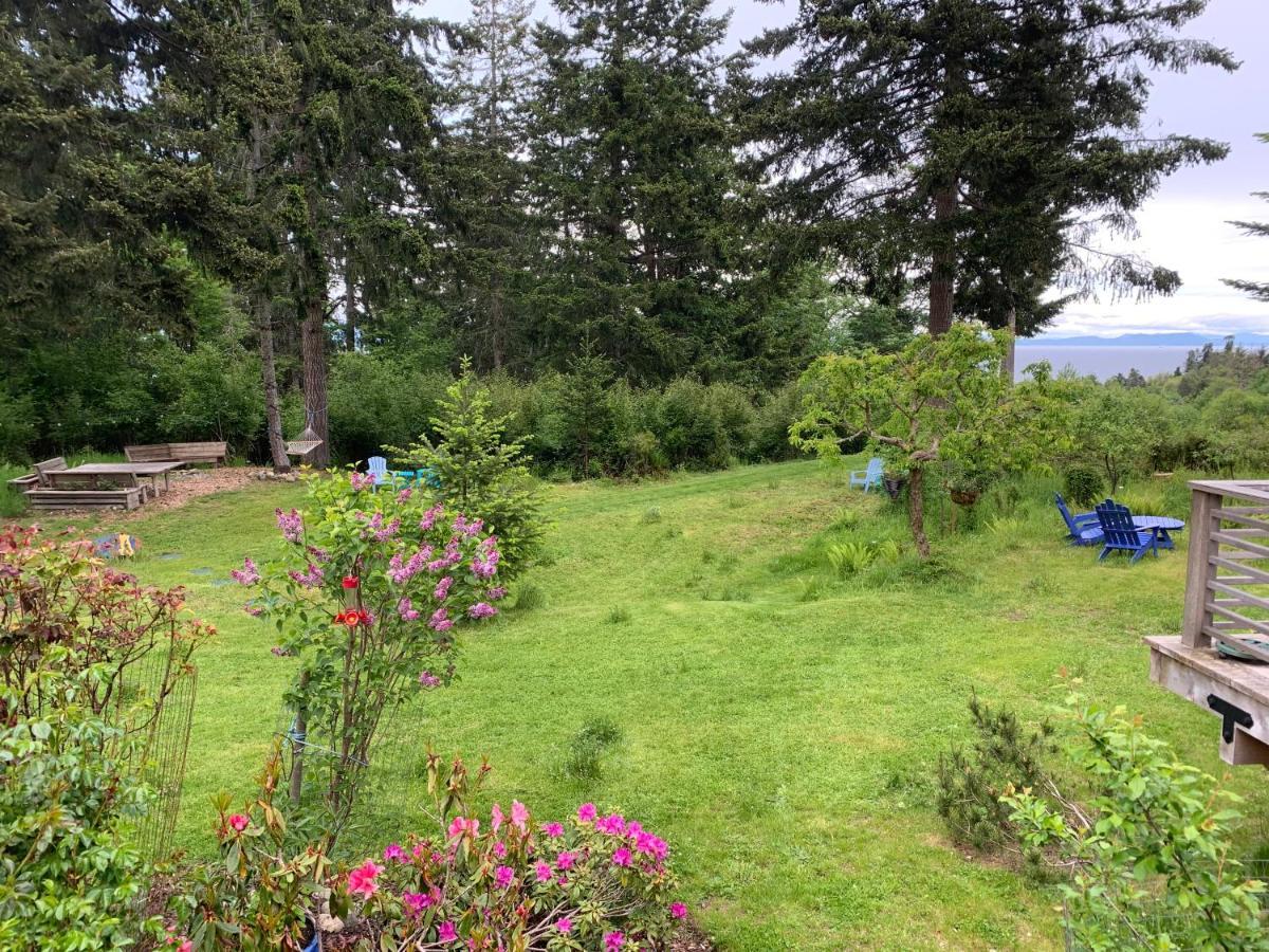 Forest By The Sea Rentals Merville Esterno foto